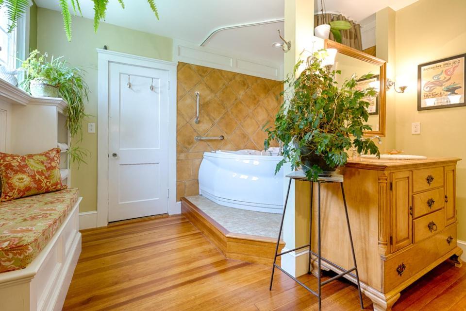 فيتشبيرغ Howarth House Bed And Breakfast المظهر الخارجي الصورة