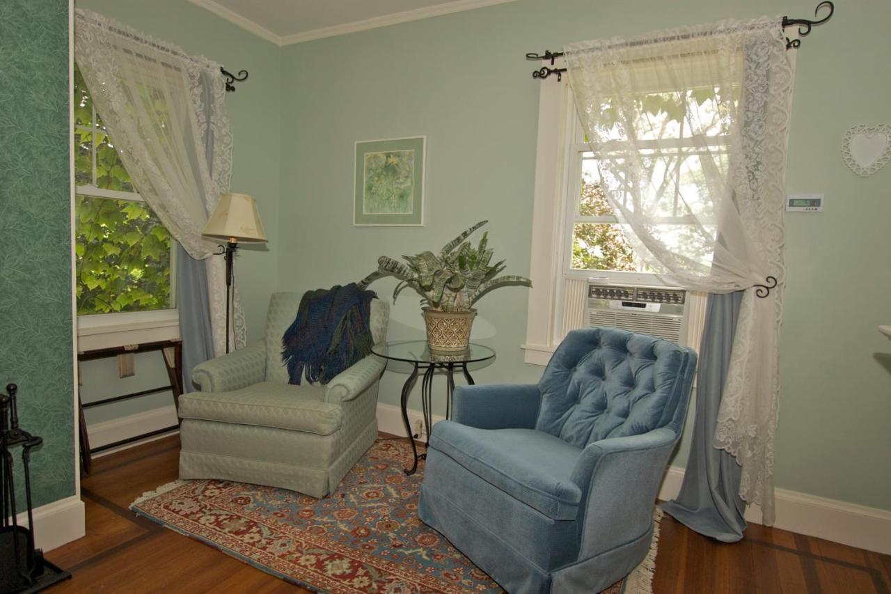 فيتشبيرغ Howarth House Bed And Breakfast المظهر الخارجي الصورة